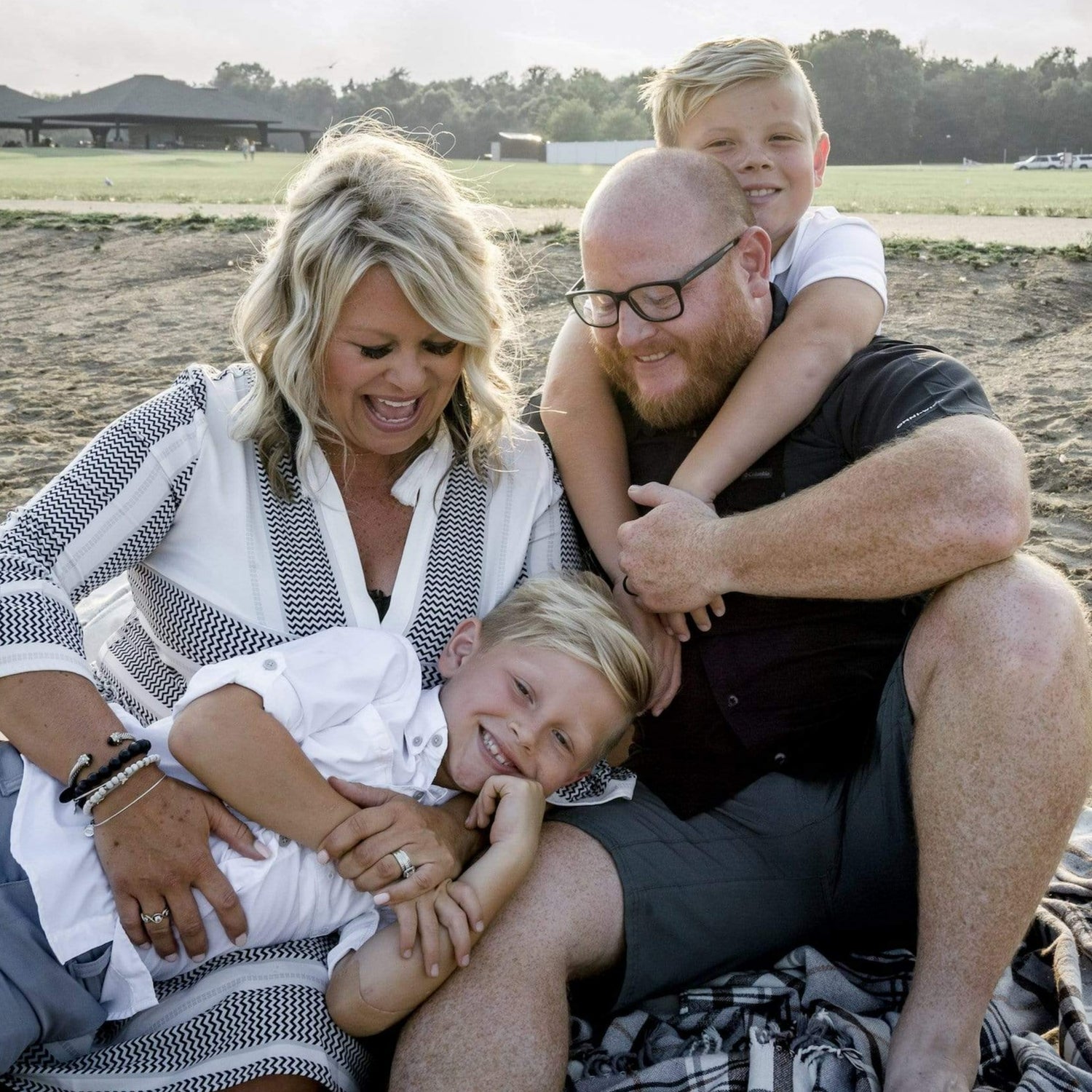 Beach Family Photography  by Linen & Elm Cincinnati Ohio